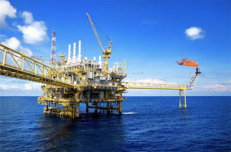 Rugged Industrial Displays for Oil Rigs Applications